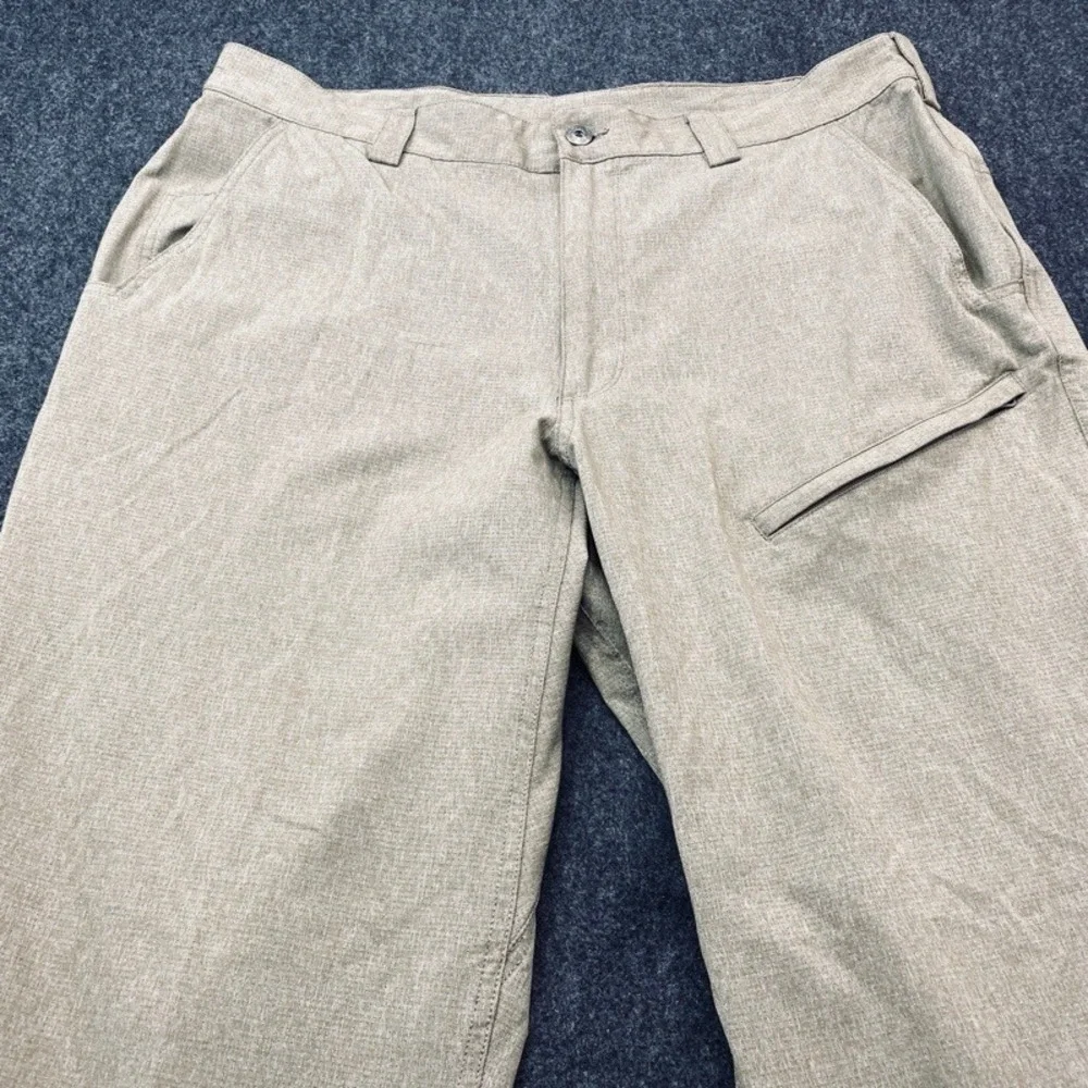 Duluth Trading Co Pants Men 40x30 Tan Polyester Performance Straight Leg 53721B